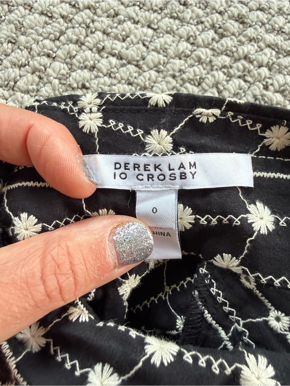 Derek Lam 10 Crosby 100% cotton Black Embroidered Blouse Peplum Sz 0 - Picture 5 of 6